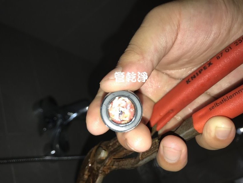 清洗水管, 水管清洗, 洗水管, 熱水忽冷忽熱, 水管清潔